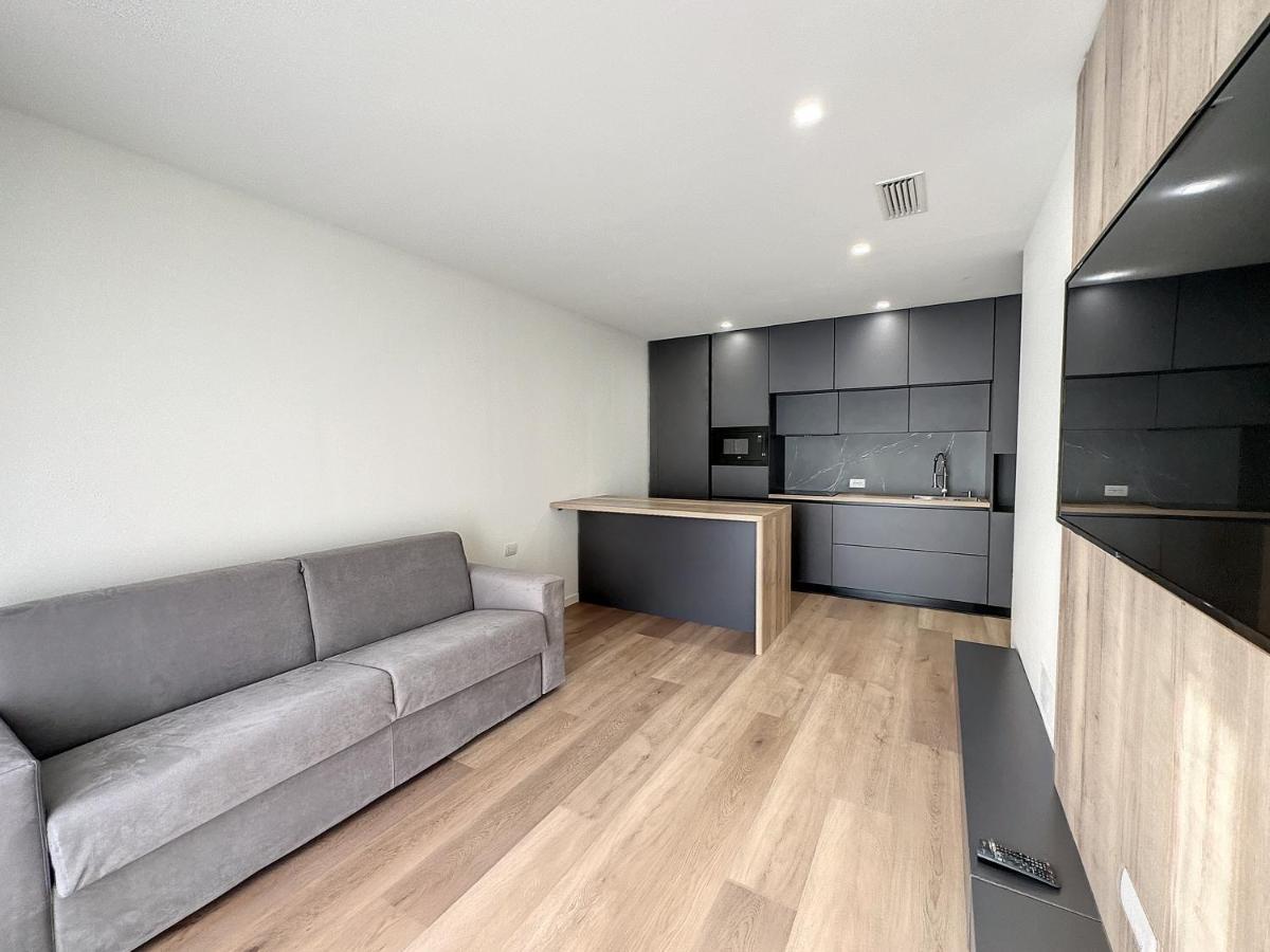 Ad Suite Apartment ริวาเดลการ์ดา ภายนอก รูปภาพ