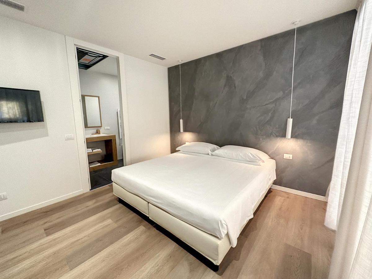 Ad Suite Apartment ริวาเดลการ์ดา ภายนอก รูปภาพ