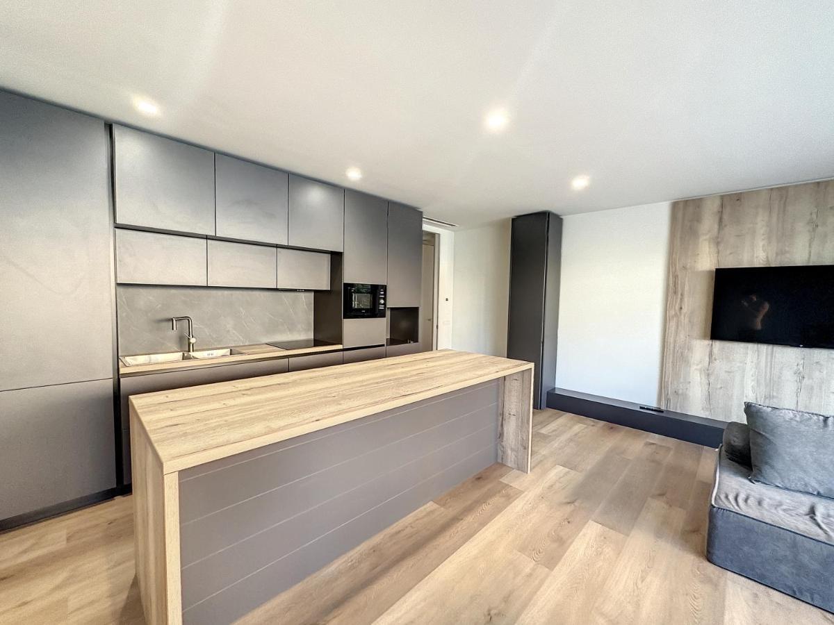 Ad Suite Apartment ริวาเดลการ์ดา ภายนอก รูปภาพ