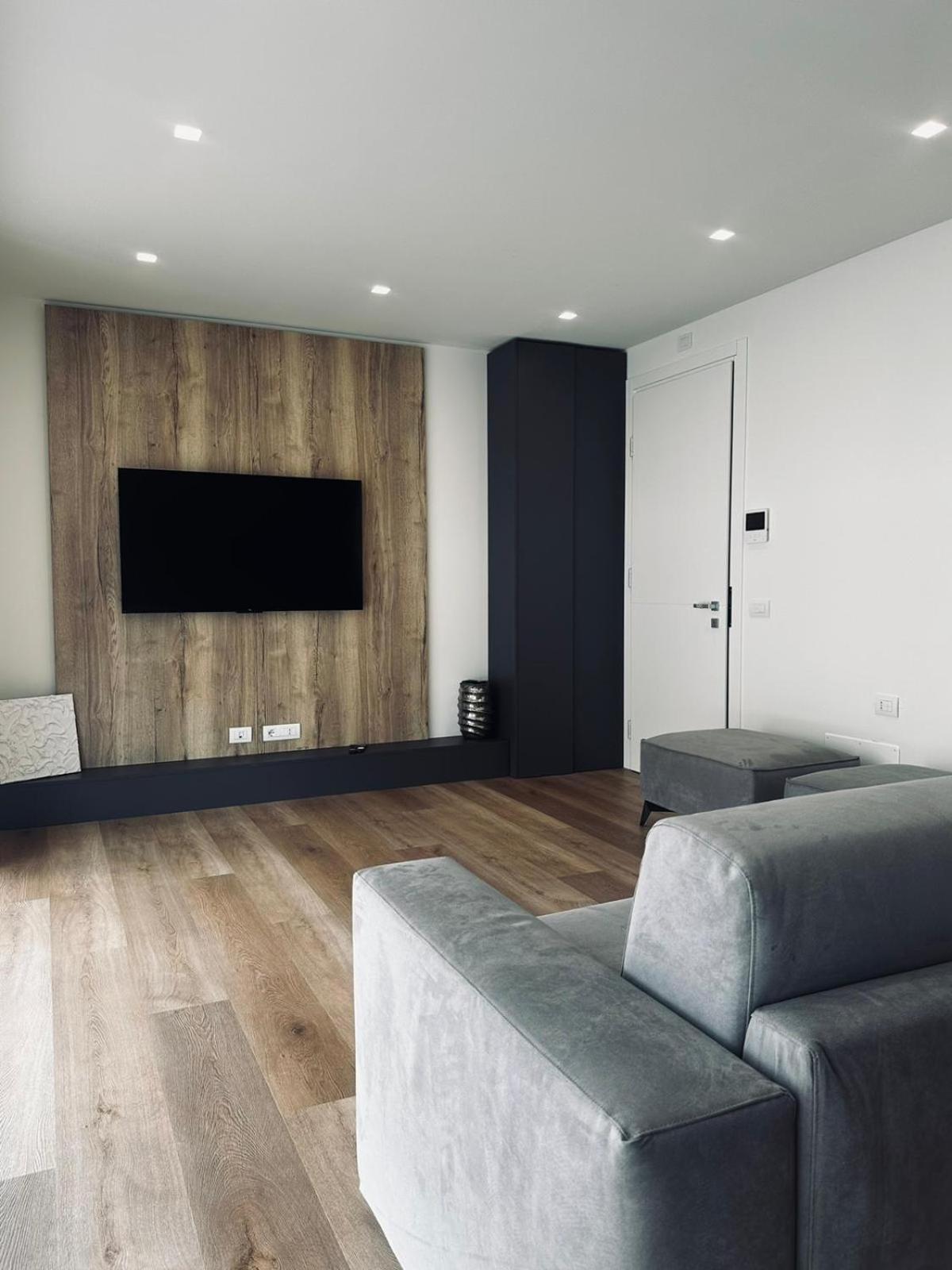 Ad Suite Apartment ริวาเดลการ์ดา ภายนอก รูปภาพ
