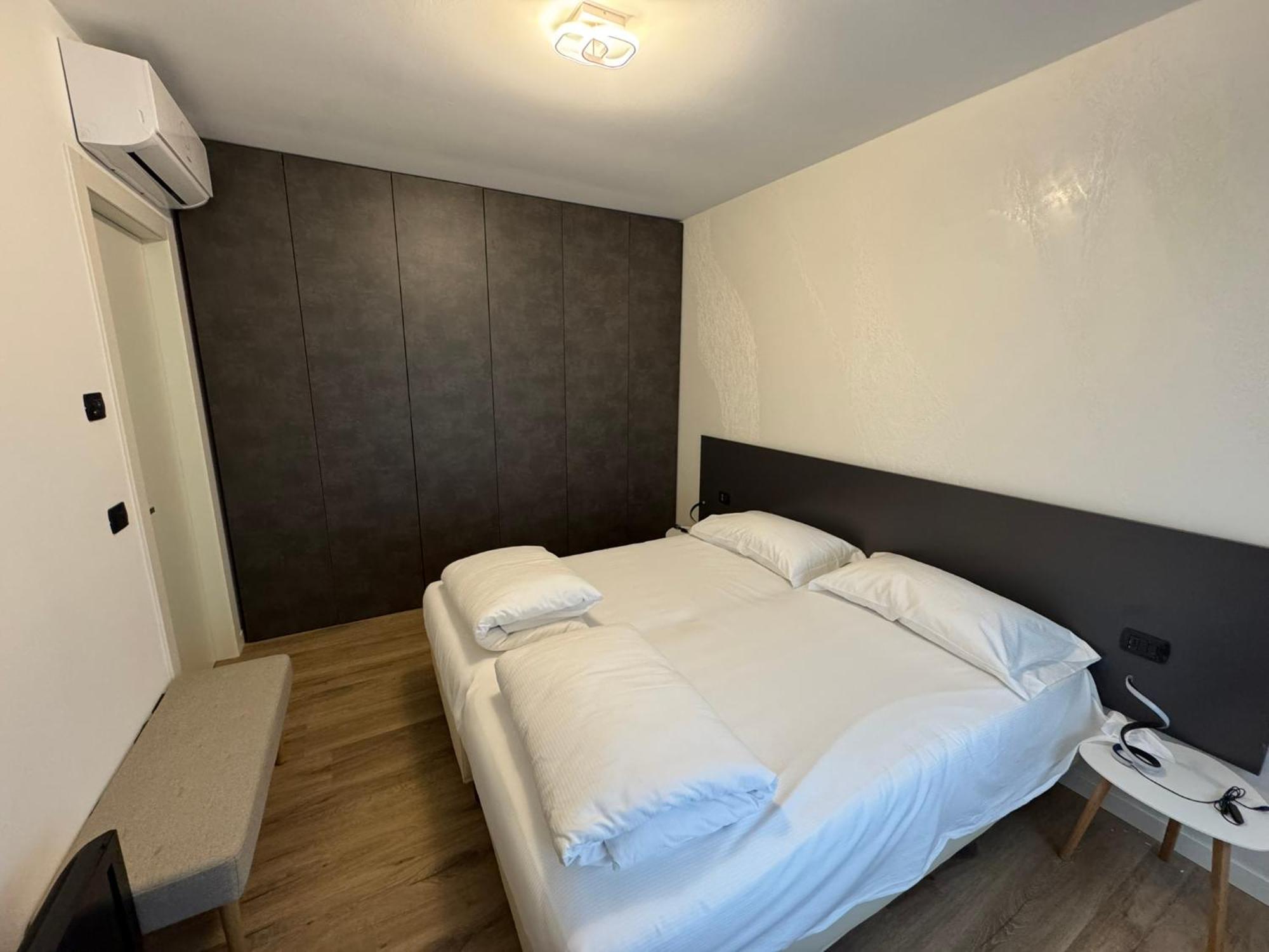 Ad Suite Apartment ริวาเดลการ์ดา ภายนอก รูปภาพ