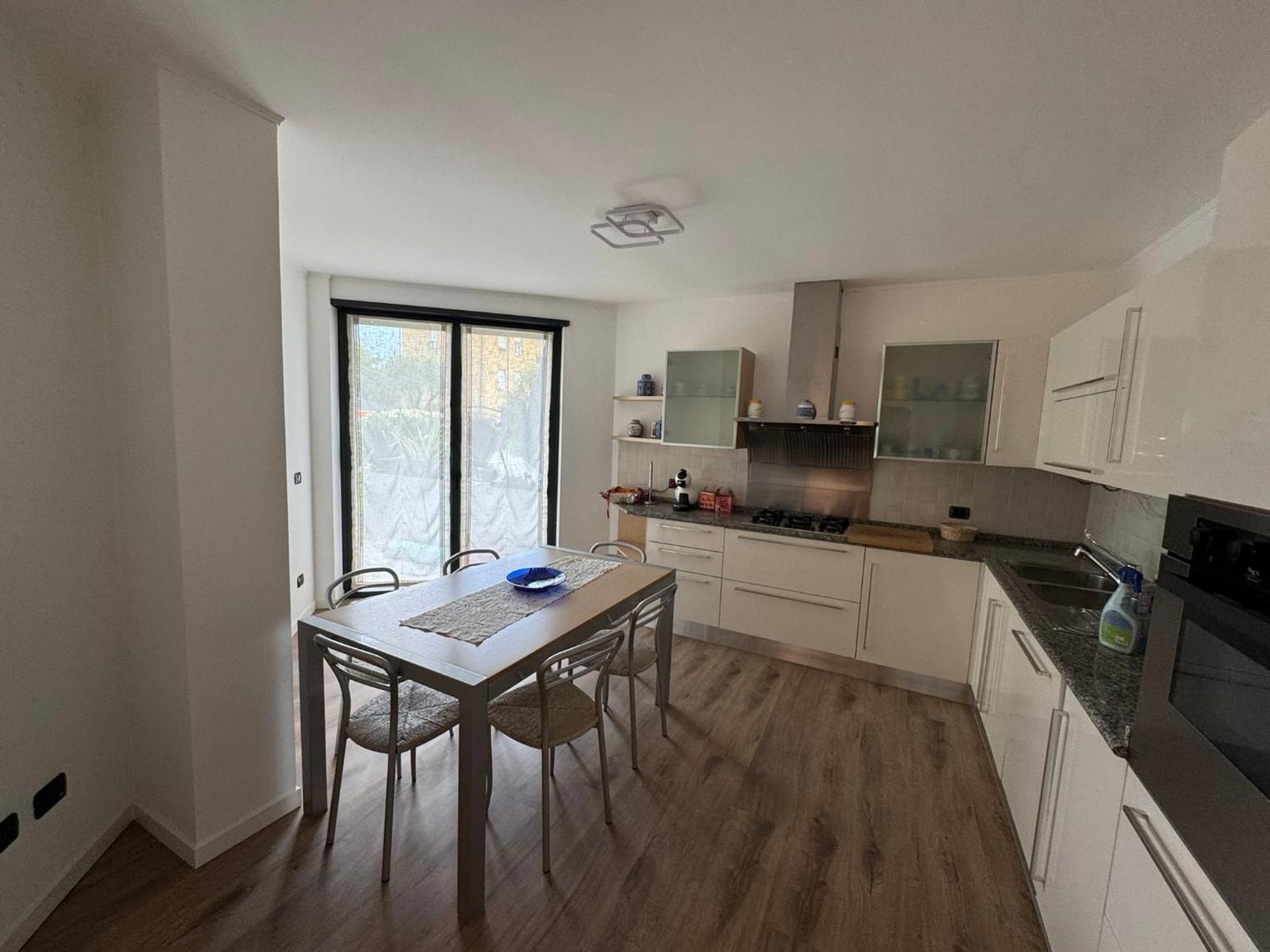 Ad Suite Apartment ริวาเดลการ์ดา ภายนอก รูปภาพ